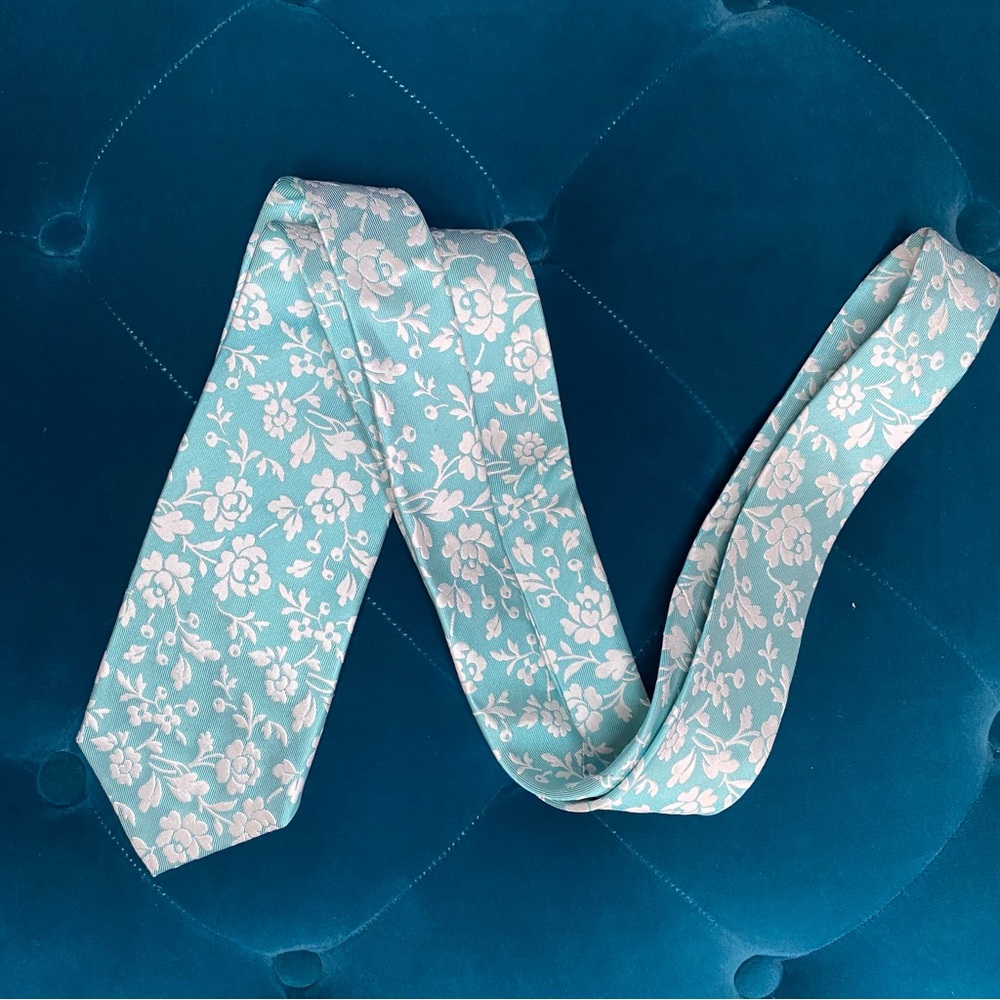 Paul Fredrick necktie 100% silk - Picture 7 of 11